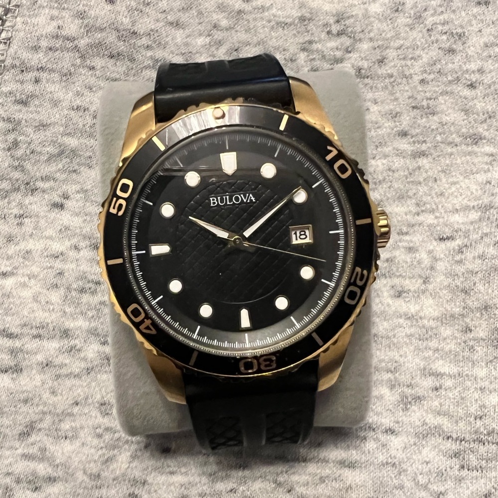 Bulova men’s watch - Picture 3 of 3